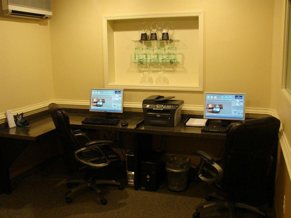 Candlewood Suites Raleigh Crabtree By Ihg Екстер'єр фото
